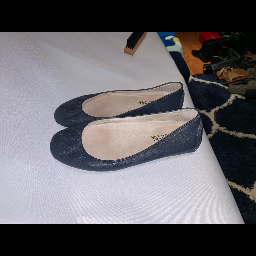 Comfortable leather flats